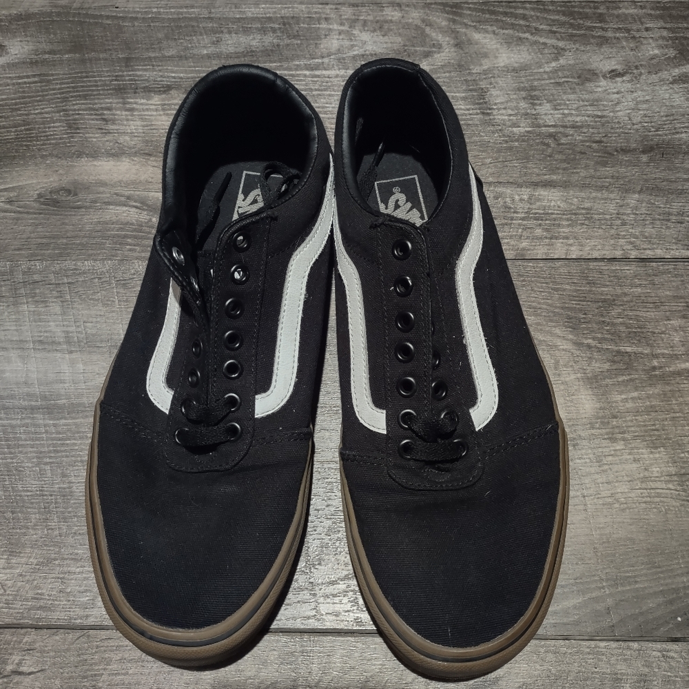 Vans Old School Black with White Gum Sole size 10.5 Barely Worn